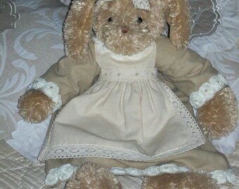 BUNNY PLUSH SHABBY CHIC