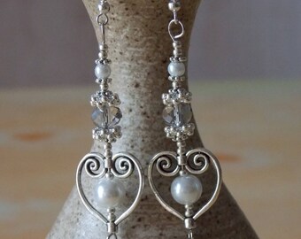 Earrings * Stacy * pair of hearts - Romance - Crystal and glass Renaissance