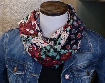 FX97 snood scarf tissue fluid viscose fabric and black flowers flowing with red and beige circles