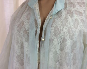 Vintage Peignoir Robe, Baby Blue lace