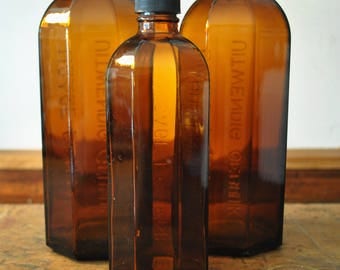 Set of brown old Pharmacy bottles - Set bruine oude apothekersflessen