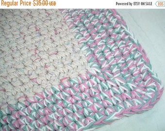 25% OFF STORE SALE Crocheted Bath Mat Triple Cotton Yarn Cream Rose and Seafoam Green