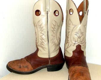 Vintage Cowboy Boots size 10 D or cowgirl size 11.5 -- nicely broken in