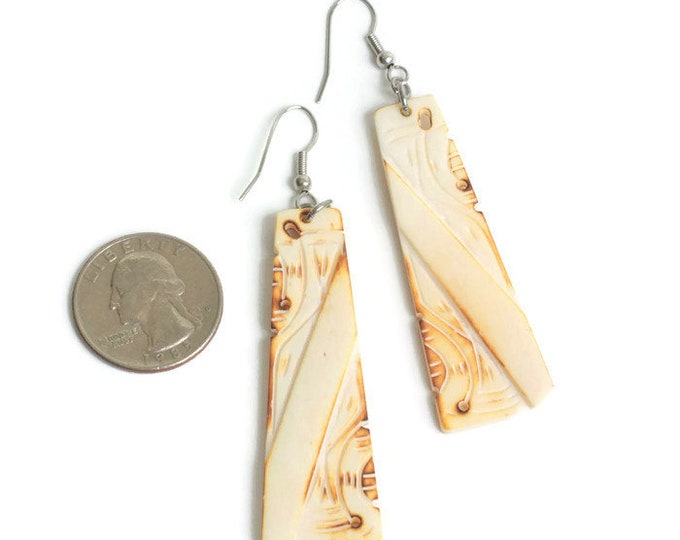 Tribal Design Dangle Earrings Carved Burn Out Design Simulated Bone Drop Pierced Earrings