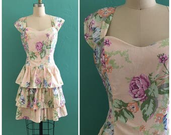 90's peach floral dress // tiered ruffle skirt dress // pastel summer dress ~ medium large