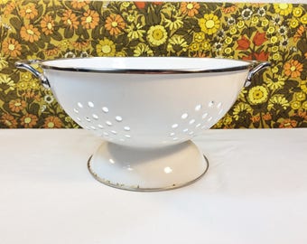Vintage Retro wit & Chrome geëmailleerde vergiet zeef afdruipplaat Kitchenalia Shabby Chic
