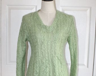 SALE 1960s 70s MOHAIR Sweater . Vintage Light Green Cable Knit Pullover Sweater . Fabulous Condition . Size Small