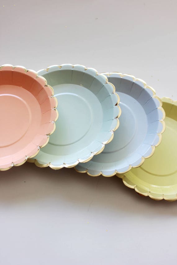 Sale 10 MINI PAPER PLATES Floral Unicorn Theme Scallop Pastel