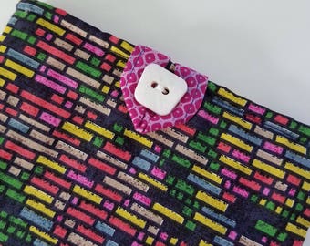 Fuchsia Dash Kindle Sleeve