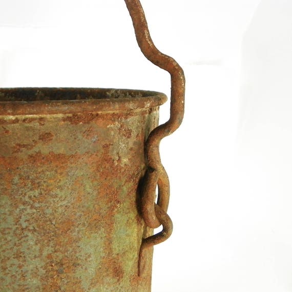 Large Rusty Farm Bucket Farmhouse Milk Bucket