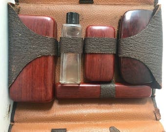 Vintage Mens Grooming Vanity Kit with Straight Razor