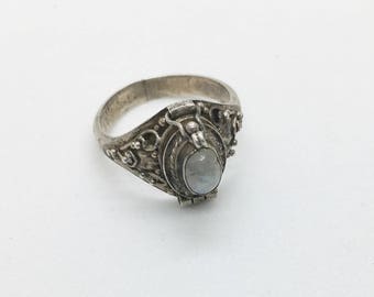vintage sterling and rainbow moonstone poison ring, size 5.25