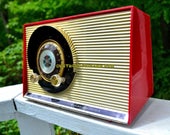 WILD Cherry Red Mid Century Sputnik Era Vintage 1957 General Electric 862 Tube AM Radio Beautiful!
