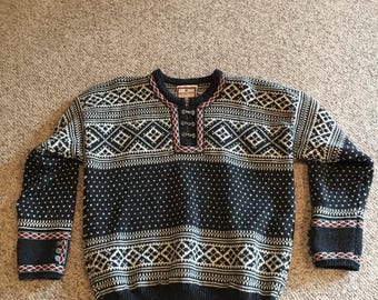 Vintage Dale of Norway 100% virgin wool sweater Lillehammer