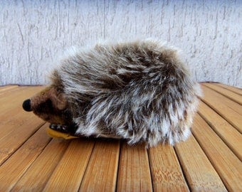 STEIFF JOGGI Lying Hedgehog,Button&Flag,Mohair Hard Stuffed Toy,Western Germany Collectible Value, 70's