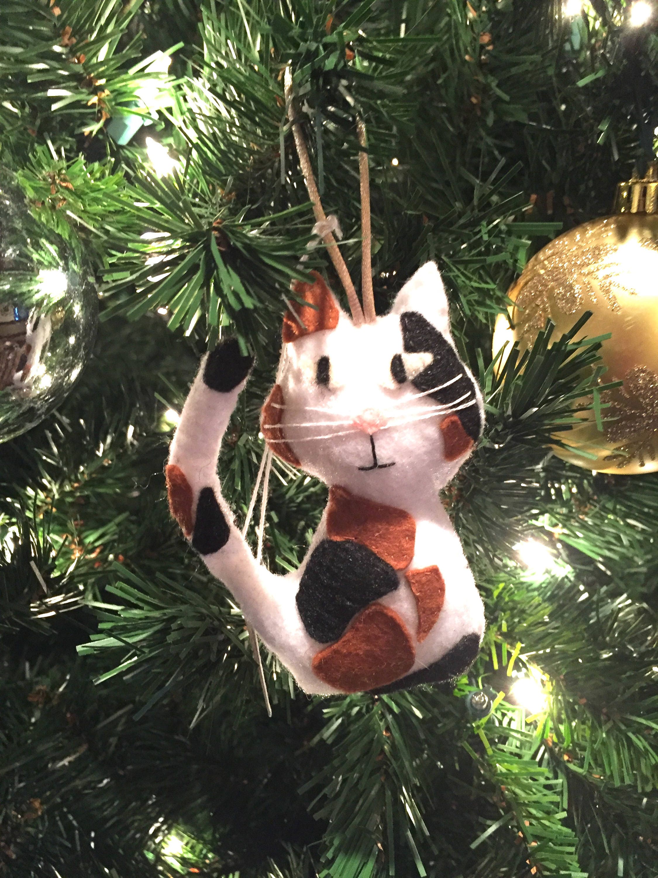 Calico Cat / Felt Animal / Christmas Ornament / Cat Lovers