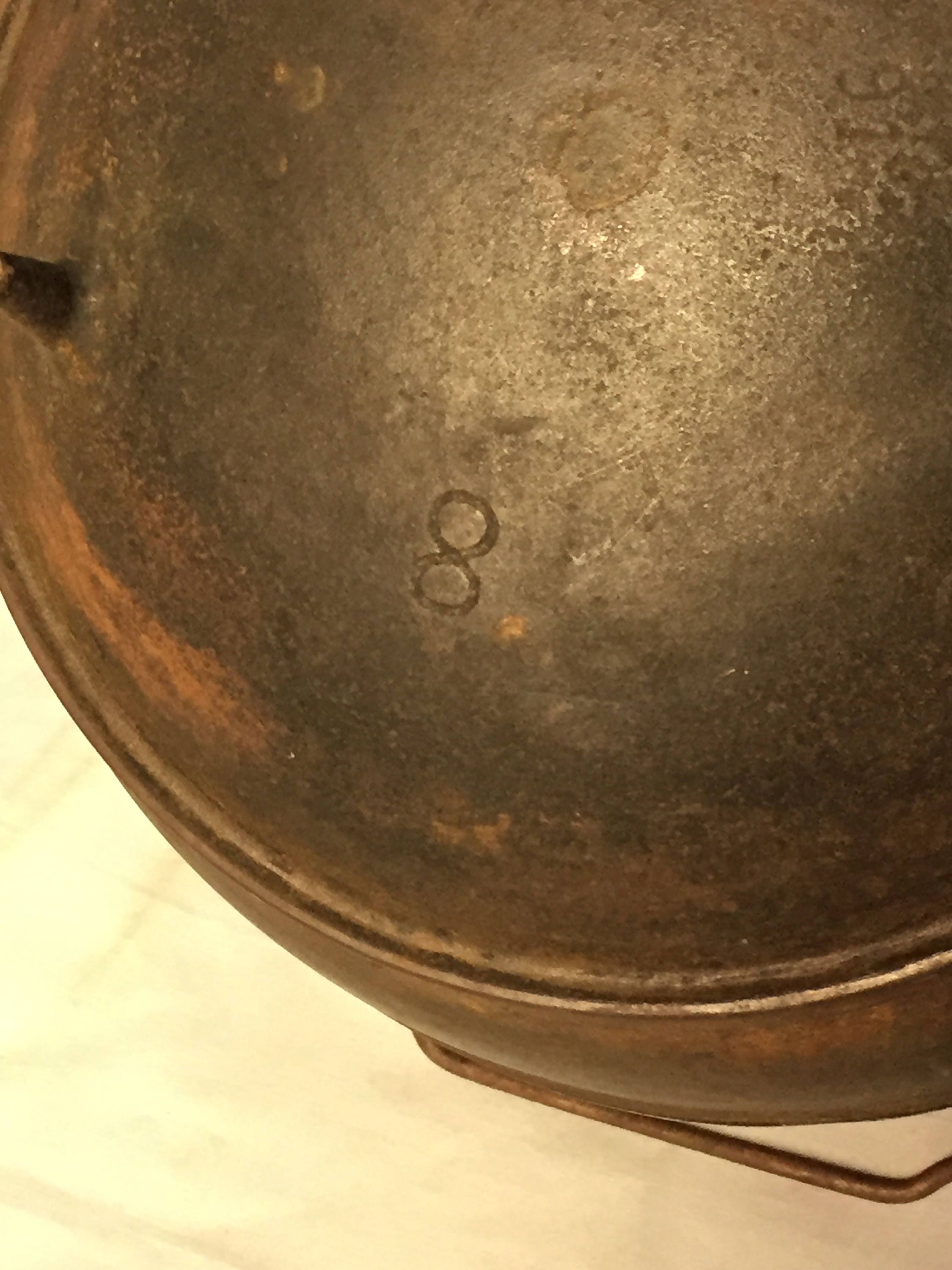 ERIE #8 Cast Iron Kettle Bean Pot with 3 legs and Handle, Primitive ...