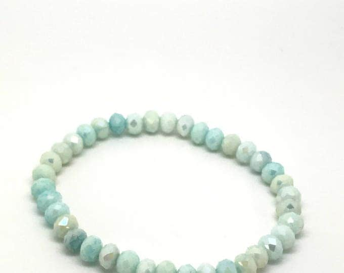 Light blue stretching bracelet, blue bracelet, shinny blue bracelet, sky blue bracelet, serenity bracelet