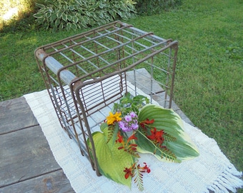 Rustic Metal Milk Crate, Heavy Wire Milk Crate, Primitive Farmhouse Decor