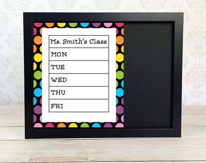 Family calendar chalkboard - Perpetual calendar - Family Organization - Our week - Calendar magnets - Framed Magnetic chalkboard
