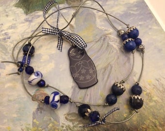 romantic necklace Navy Blue pearls and gingham