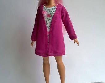 Fuchsia colored verschlusslose Jersey jacket for CurvyvBarbie