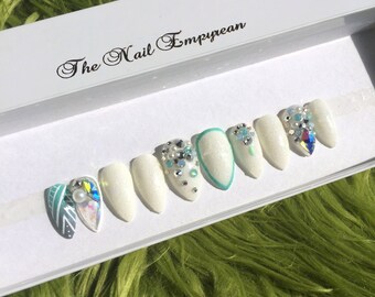 Stiletto press on nails ~ White glitter nails ~ Crystal nails ~ Glitter press on nails ~ Press on nails ~ White false nails ~ Pearl nails
