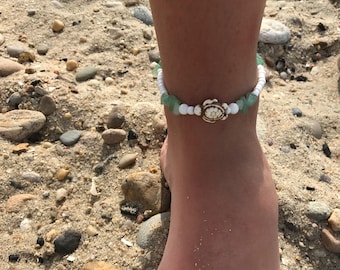White Beaded Turtle Anklet / Beaded Anklet / White Beaded Anklet / Anklet / Ankle Bracelet