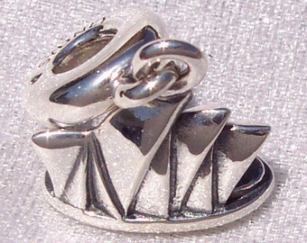 Authentic Pandora, Sydney, Bracelet Charm, Opera House, Silver 925 ALE, Travel Charm, Gift Ideas, Memories, FREE SHIPPING