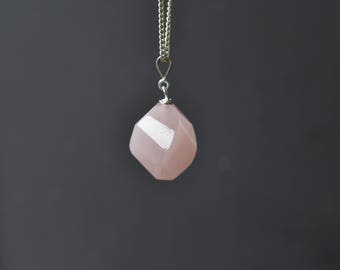 Rose Quartz Necklace, Fertility Stone, Rose Quartz, Rose Quartz Jewelry, Gifts For Her, Canadian Shop, Gemstone Jewelry, Heart Chakra Love