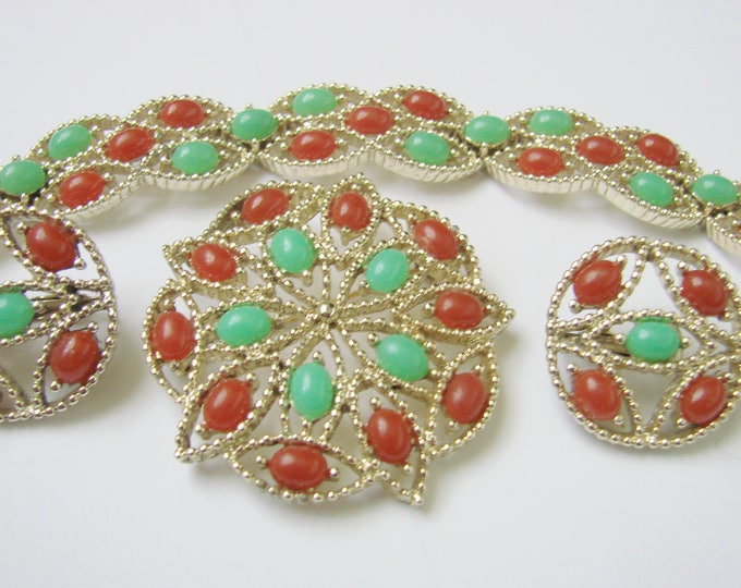 Vintage 1960s Sarah Coventry Acapulco Parure / Bracelet / Brooch / Earrings / Faux Carnelian / Faux Jade / Jewelry / Jewellery