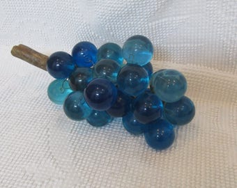 Mid Century blue Lucite grapes retro kitch grape cluster 1960's vintage mcm acrylic plastic