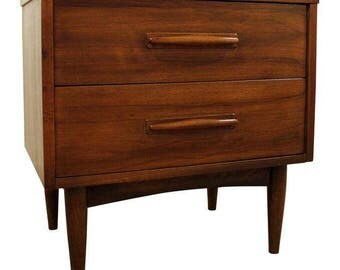 Mid-Century Danish Modern 2-Drawer Walnut Nightstand/End Table #5