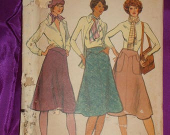 1970s 70s Vintage Bias Flared Skirt Shaped Front n Back Yokes Slanted or Shaped Pocket 2 Lengths Vogue Pattern 9045 Waist 25 Inch 64 Metric