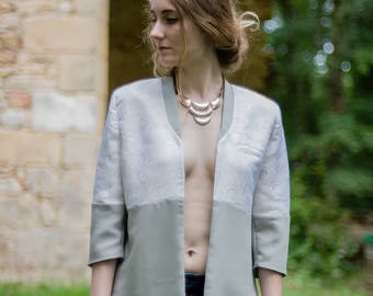 Veste Ita élégante inspiration japonaise argent motif elegant japanese floral pattern white silver and grey blazer