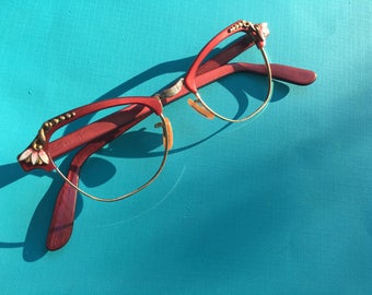 Red Cat Eye Glasses, Cat Eye Glasses, Cat Eyeglasses, Retro Eyeglasses, Cat Eye Frames, Pin Up Cat Eyes, Vintage Eyewear, Vintage Eyeglasses