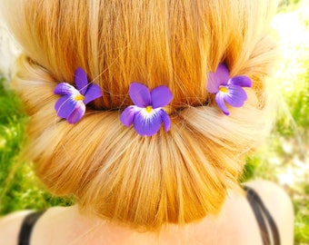 Flower accessories Bridal headpiece Purple Wedding hair pins Bridesmaid hair Bridal hair accessories Violet accessories Wedding flowers gift
