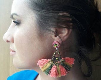 Boucles d'oreilles bohème pompons hippie chic