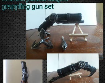 Batman gjustice league grappling gun set, batman grapple gun, batman grappling hook, batman justice league, batman gear, batman tech