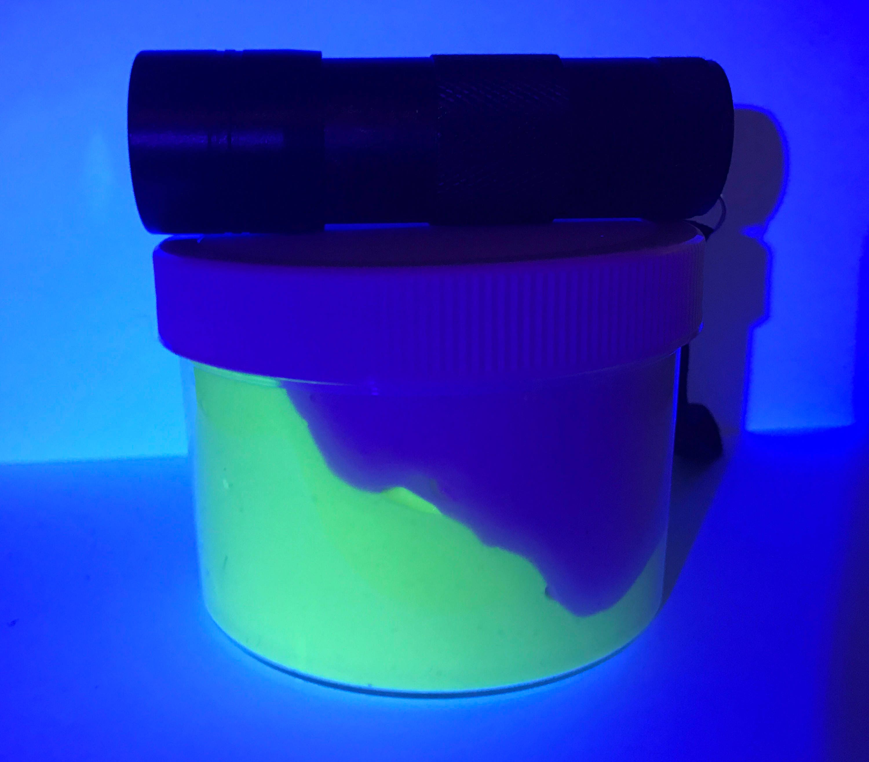 Radioactive Fluorescent  Slime  UV Light Included