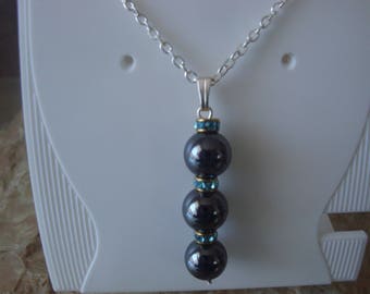 trio pendant beads red cell