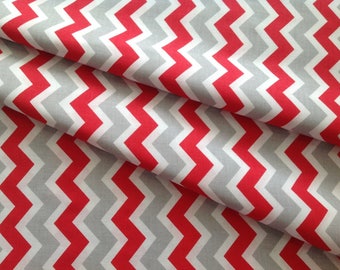 New - Printed fabric 100% cotton white zigzag