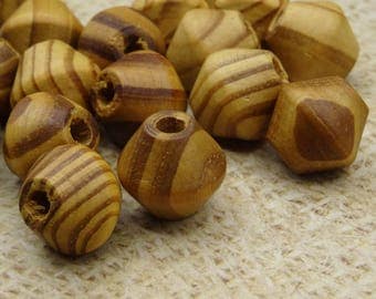20 large veined wood 15mm bicone shape beads