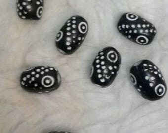 set of 5 sequined black oval beads