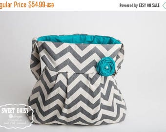 ON SALE Chevron Diaper Bag, Grey Chevron, Custom Liner Color, Custom Diaper Bag, Grey Chevron Diaper Bag, Large Diaper Bag, Cute Diaper Bag