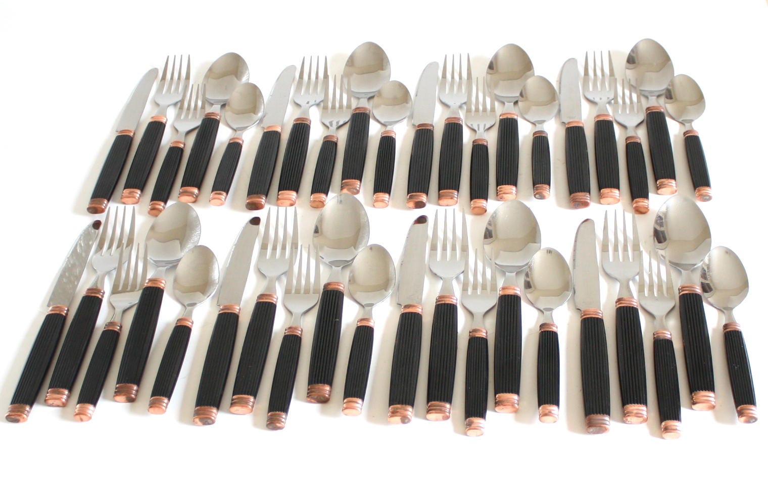 Black Plastic Handle Flatware Set Stainless Taiwan Copper