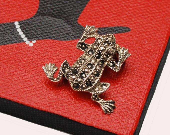 Frog Brooch - Sterling Silver - Marcasite - Froggy Pin