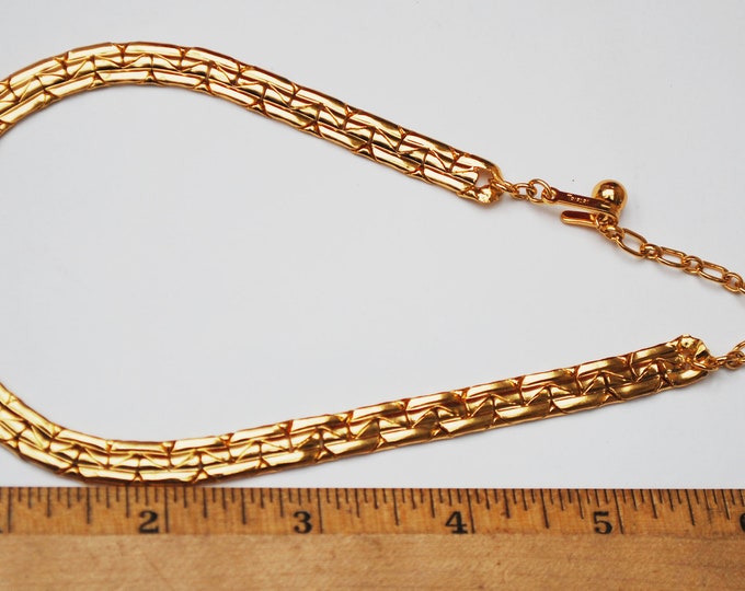 Trifari Gold Chain necklace - Collar Choker- flat gold plated links -