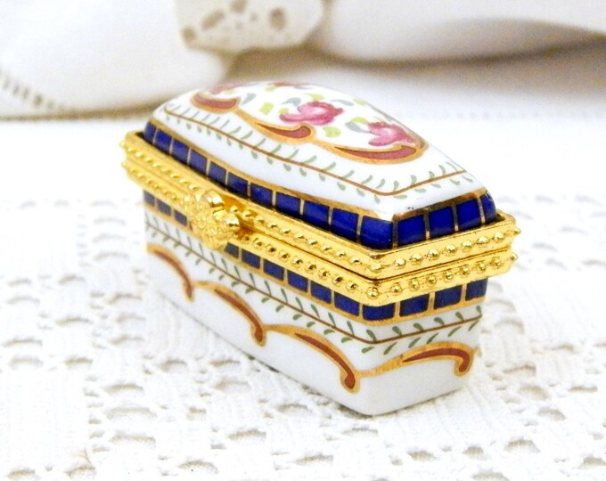 Small Vintage French Hand Painted Porcelain Pill Box with Floral Pattern, Tiny Hinged Rectangular Ceramic / China and Metal Box from France Small Vintage French Hand Painted Porcelain Pill Box with Floral Pattern, Tiny Hinged Rectangular Ceramic / China and Metal Box from France
