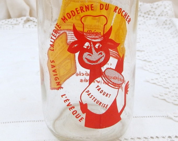 Vintage 1950s French Milk Bottle from a Dairy near Le Mans Advertising Lipton Tea in Orange and Red 1 L, 1960 Retro Kitchen, Cow And Yogurt Vintage 1950s French Milk Bottle from a Dairy near Le Mans Advertising Lipton Tea in Orange and Red 1 L, 1960 Retro Kitchen, Cow And Yogurt